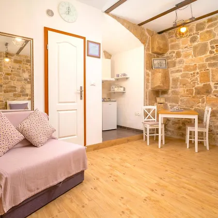 公寓 Luxe Diocletian Stones Centre