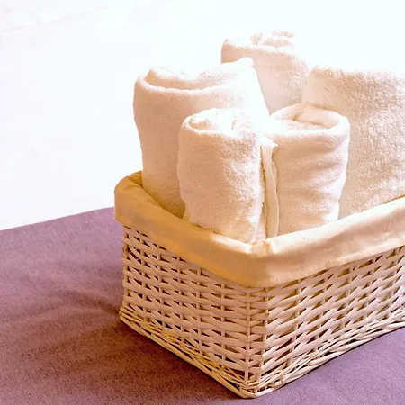 Luxe Diocletian Stones Centre 公寓