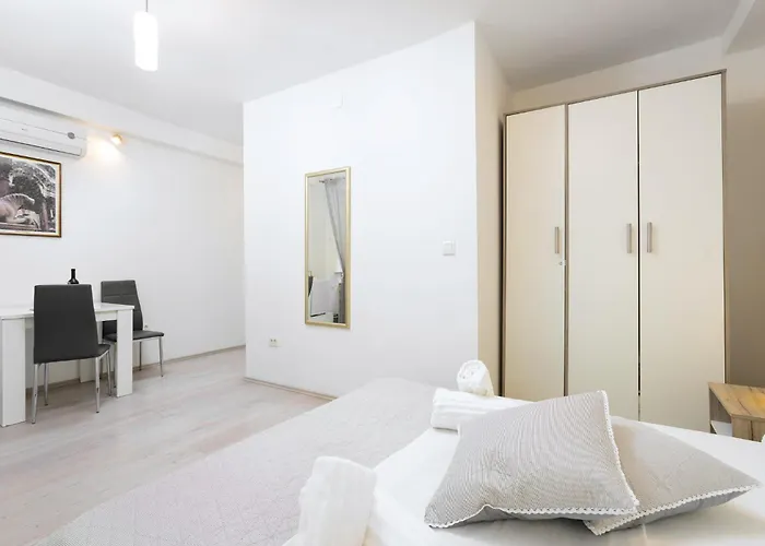 Lejlighed Luxe Diocletian Stones Centre Split