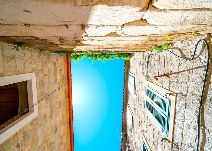 Luxe Diocletian Stones Centre Апартаменти *