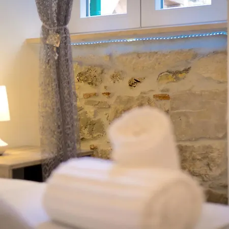 Luxe Diocletian Stones Centre Διαμέρισμα